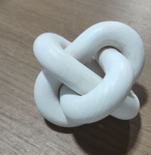 Interlocking Wood Knot
