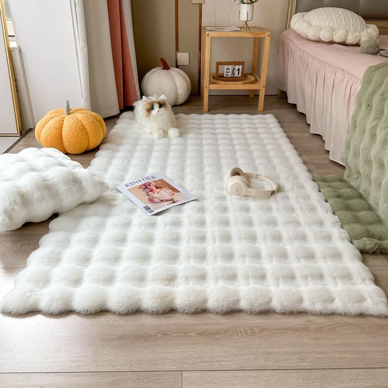 Bubble Velvet Floor Mat — 90 × 180 cm