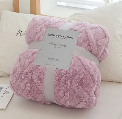 Plush Cable-Knit Throw