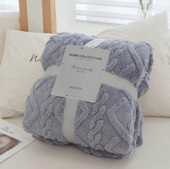 Plush Cable-Knit Throw