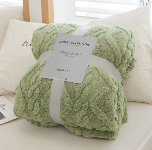 Plush Cable-Knit Throw