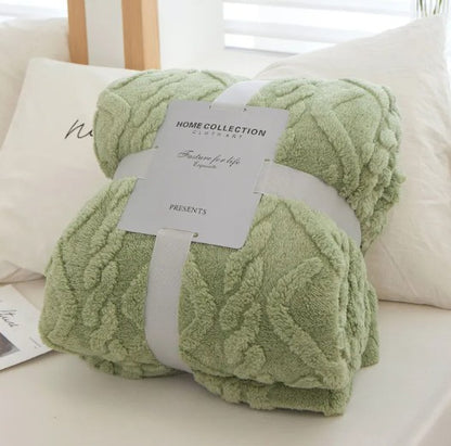 Plush Cable-Knit Throw