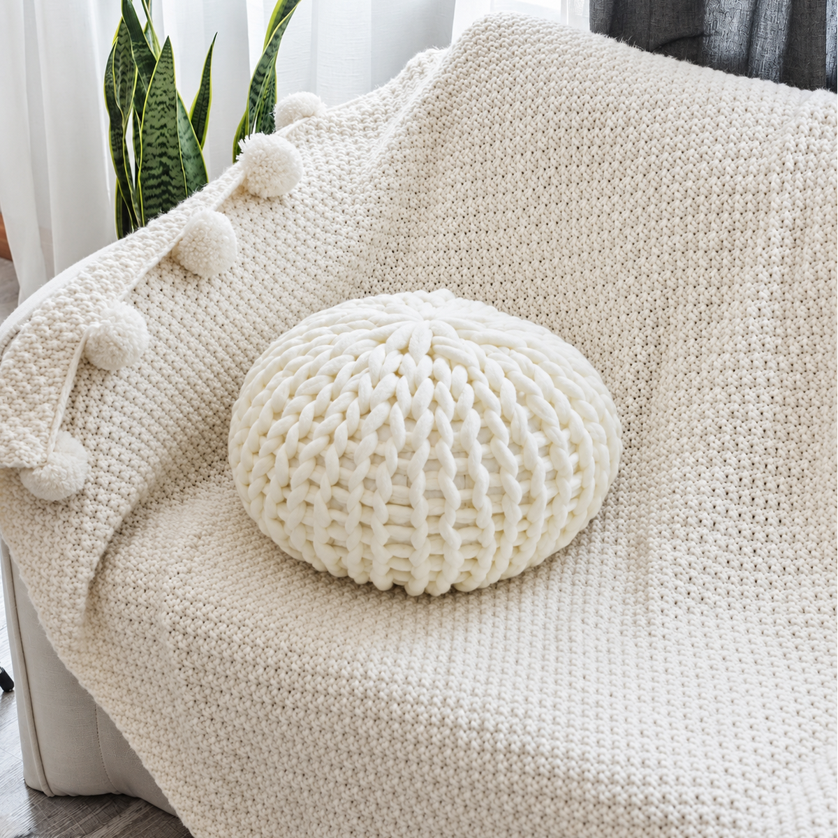Chunky Knit Round Cushion