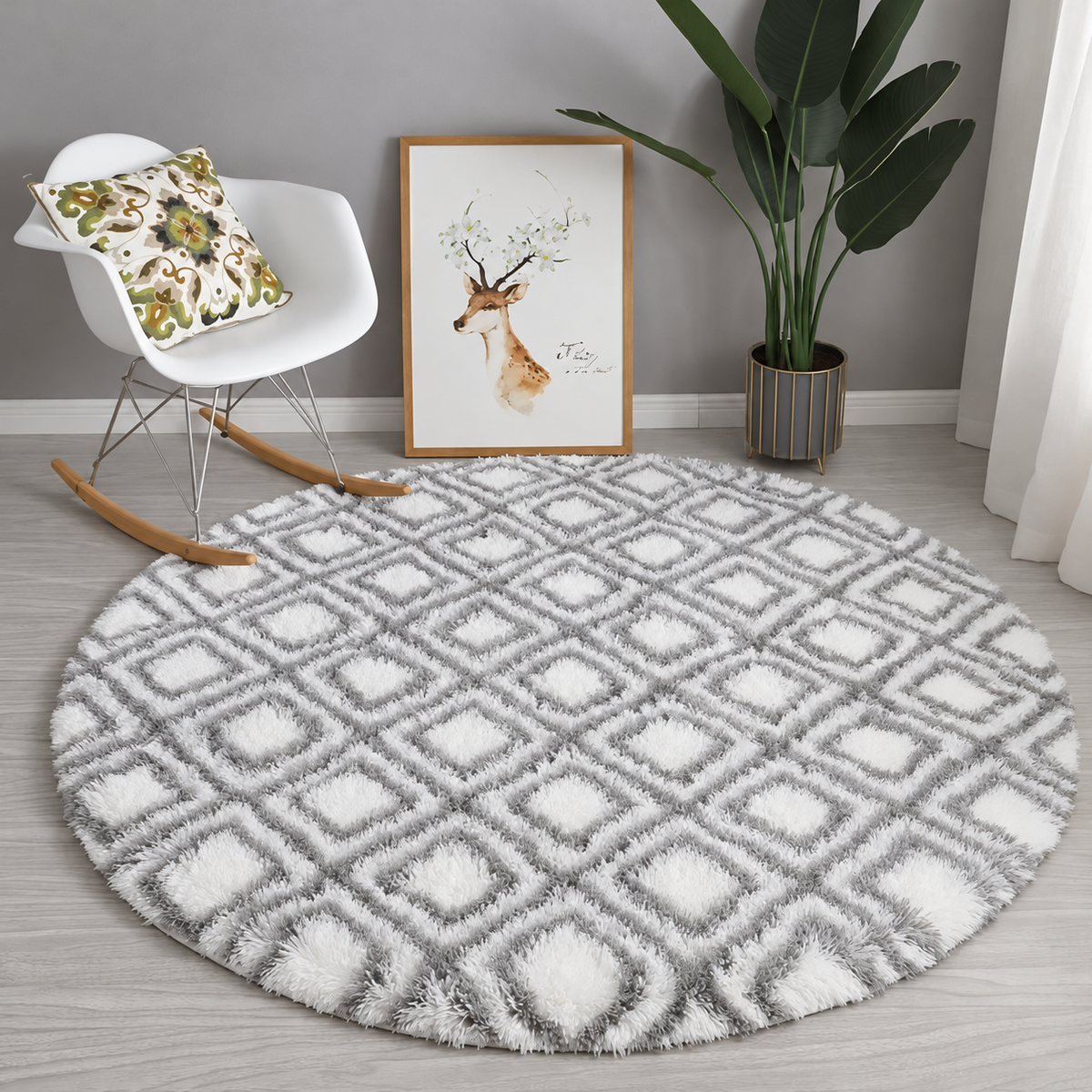 Lattice Plush Round Rug