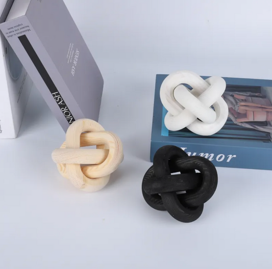 Interlocking Wood Knot