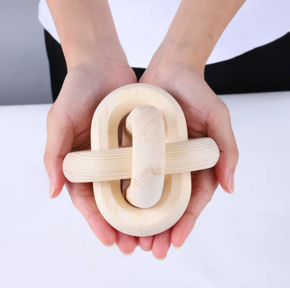 Interlocking Wood Knot